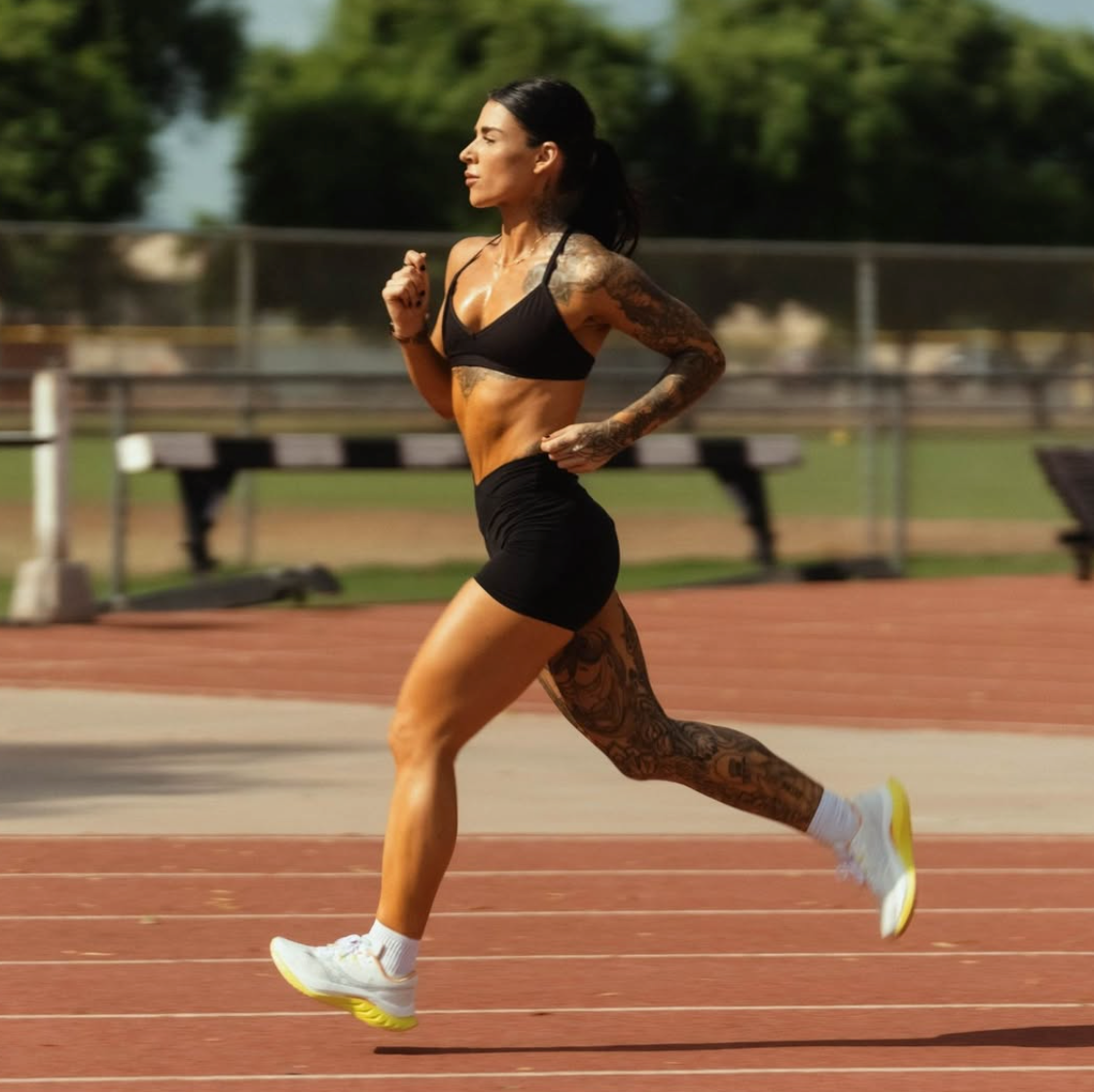 •	Runner training with focus and endurance support from Lactic Acid Buffer